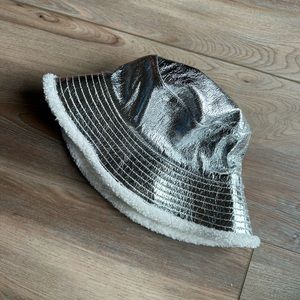 Metallic Silver Sherpa Lined Bucket Hat | NWT